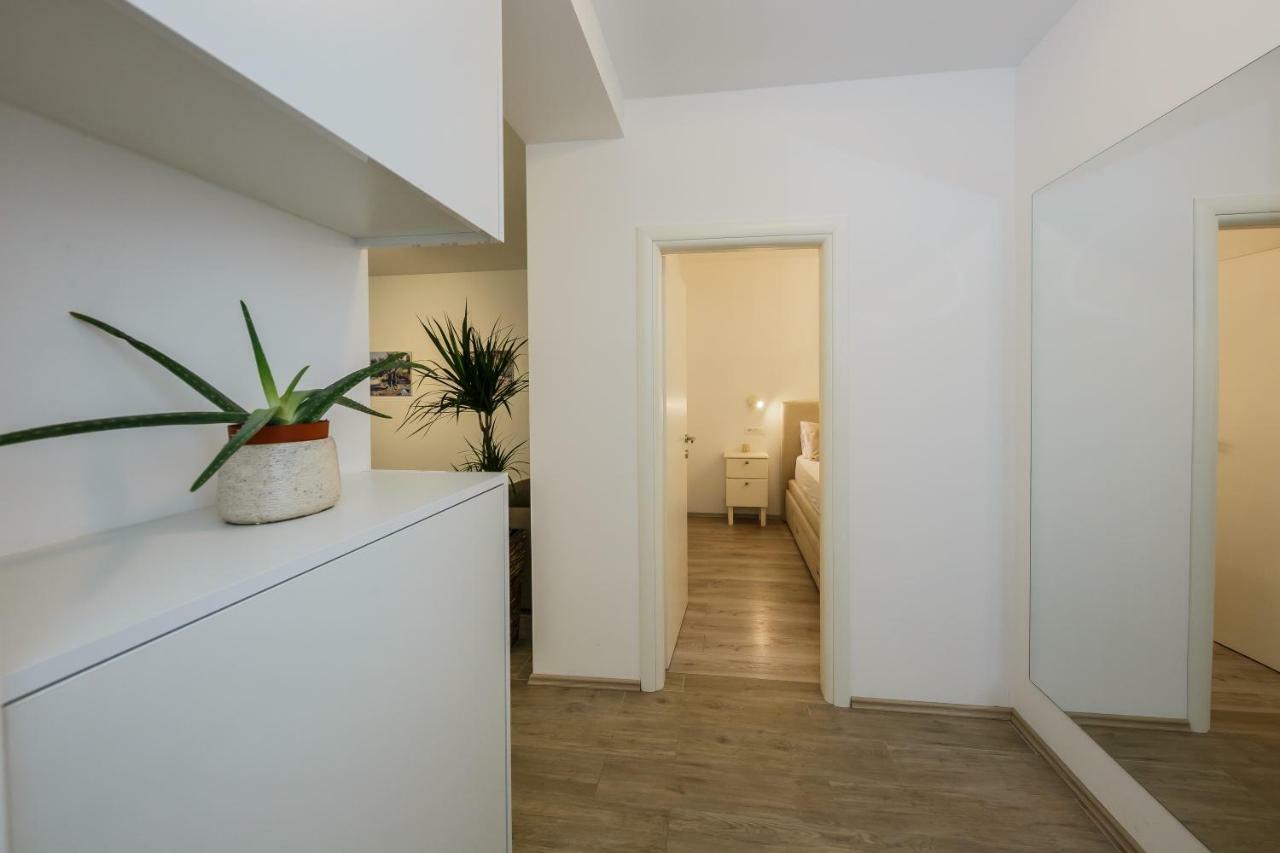 Olive Tree Apartment Split Exterior photo